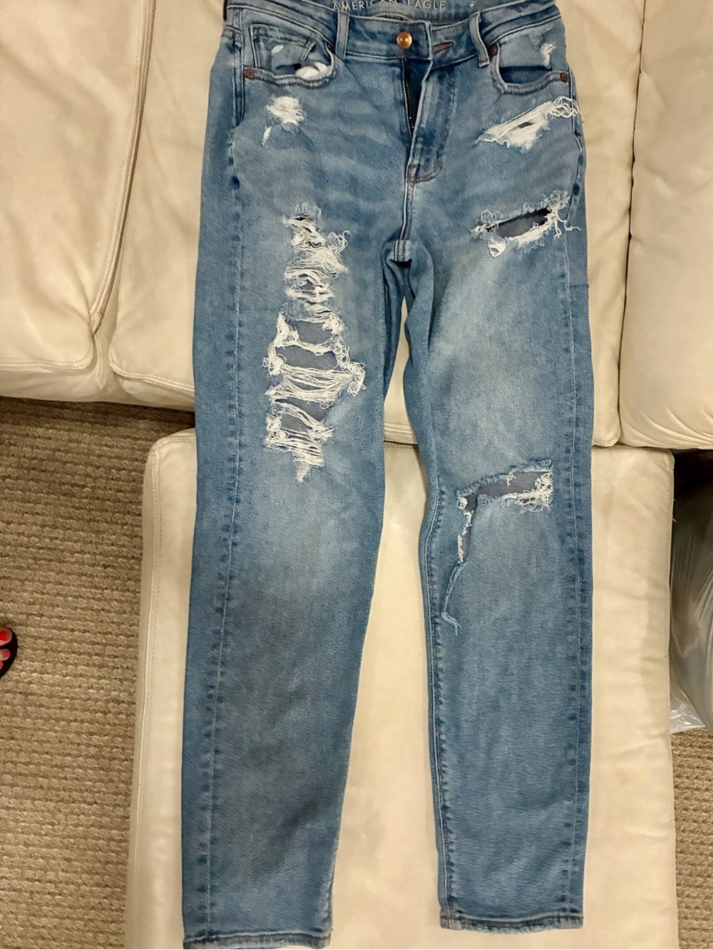 American Eagle Size 2 Long Light Blue Ripped Jeans